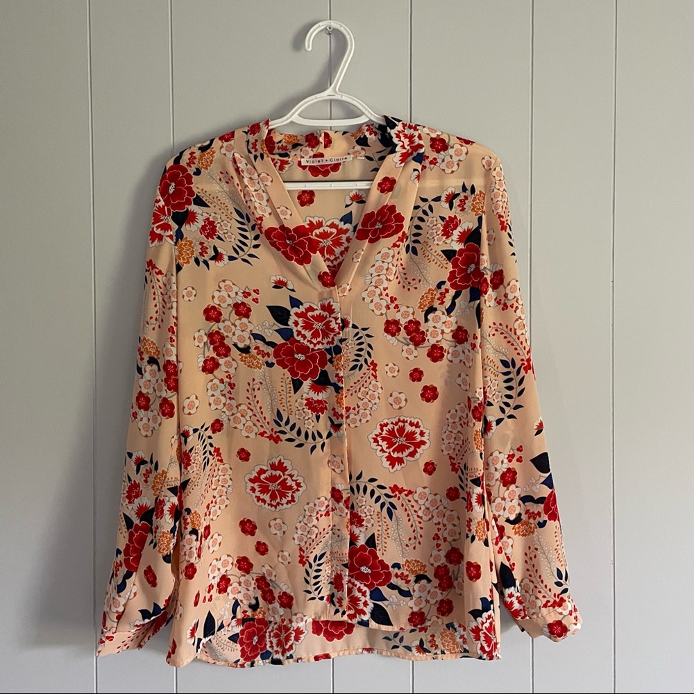 Violet & Claire multicolored floral long sleeve button up blouse   Size Small